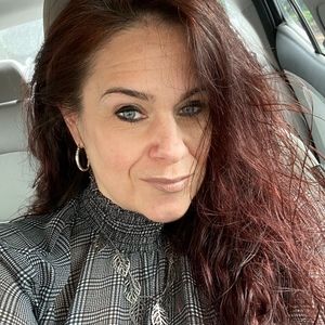 Meet your Posher, Jeanette